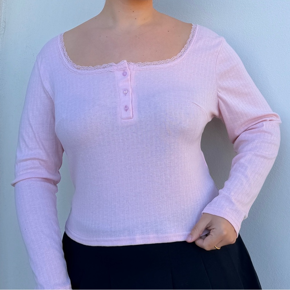 Elegant Light Pink Long Sleeve Top